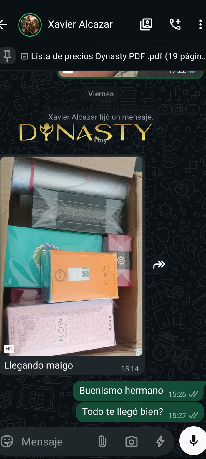 Cliente feliz con su pedido de Dynasty